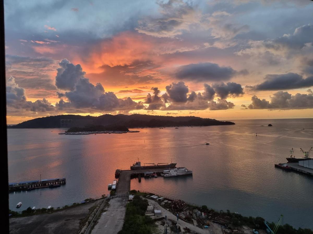 Nana Homestay - Jesselton Quay Kota Kinabalu Extérieur photo